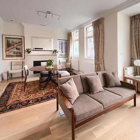 Serene Townhouse With Parking London Bagian luar foto