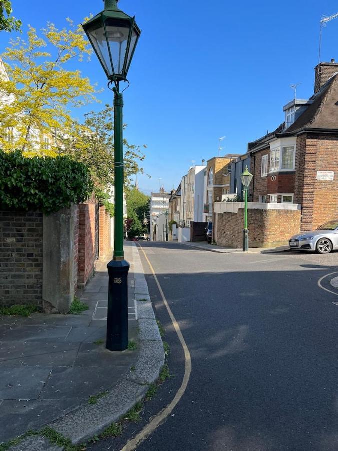 Serene Townhouse With Parking London Bagian luar foto