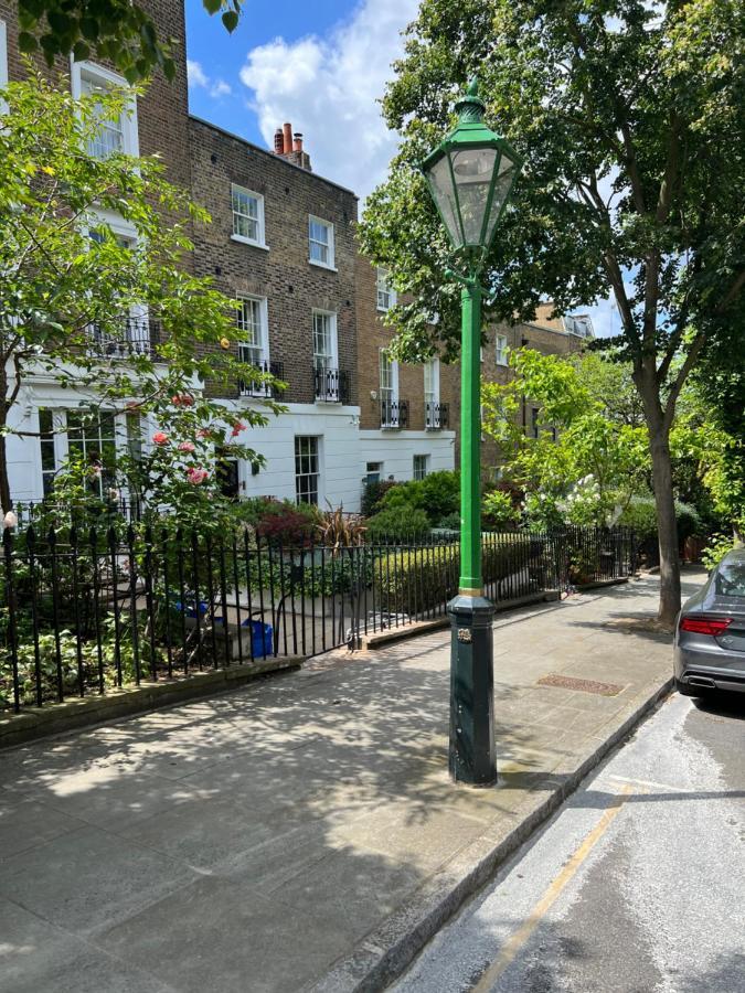 Serene Townhouse With Parking London Bagian luar foto